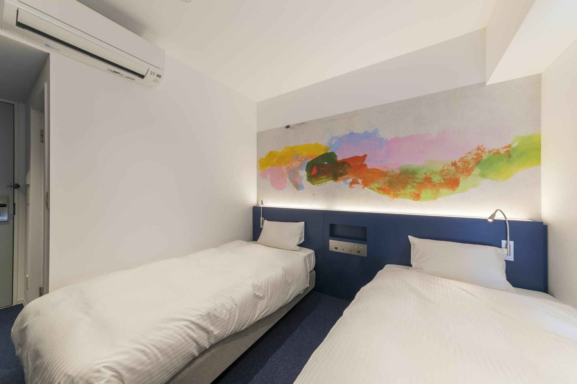 Hotel Wbf Artstay Namba Osaka Exterior photo